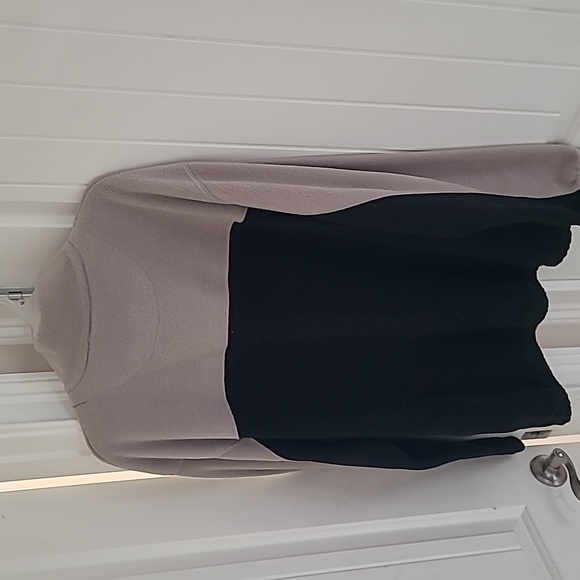 Padigonia,  L - Picture 2 of 3